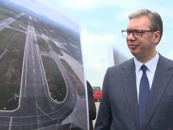 Nova glavobolja za Vučića: Kreće štrajk beogradskog aerodroma