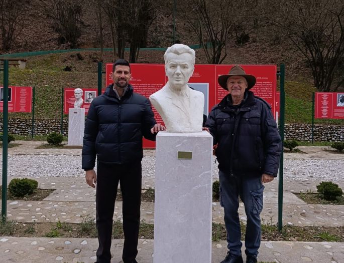 Novak Đoković pred utakmicu Zmajeva ponovo posjetio visočke piramide