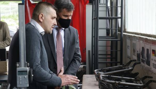 Novalić i ministri u fabrikama TVC i Ginex, nova radna mjesta