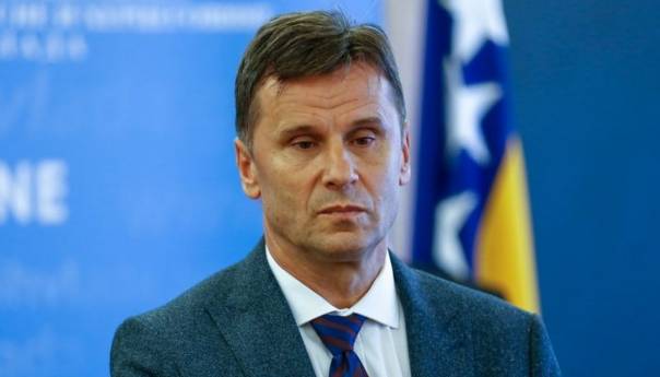 Novalić: Prvo se trebaju vakcinisati zdravstveni radnici