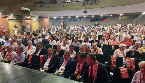 Novalić: Velež sto godina piše historiju bh. sporta i ponos je domovine