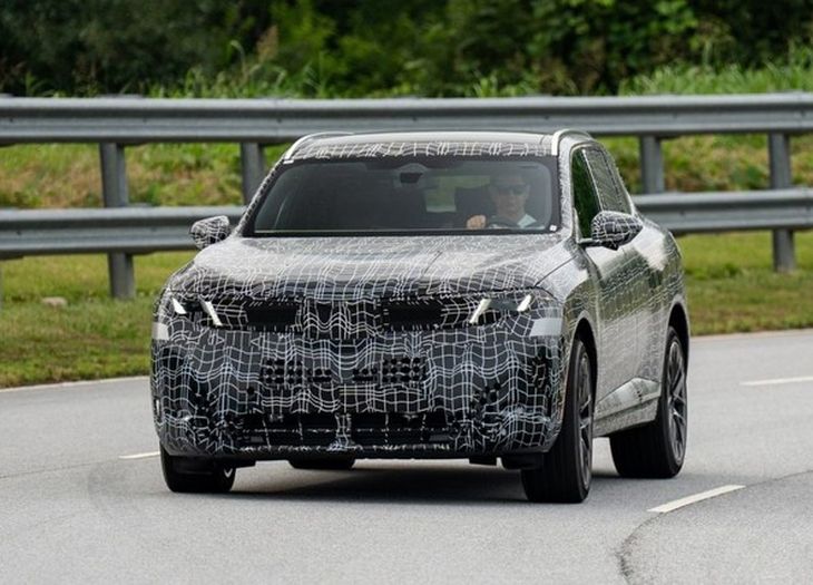 Novi BMW X5 stiže: Prestižni SUV donosi inovaciju u pogledu kvaka na vratima