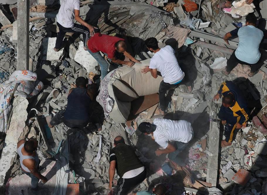 Novi masakr u Gazi: Izrael bombardovao šatore s civilima, deseci mrtvih