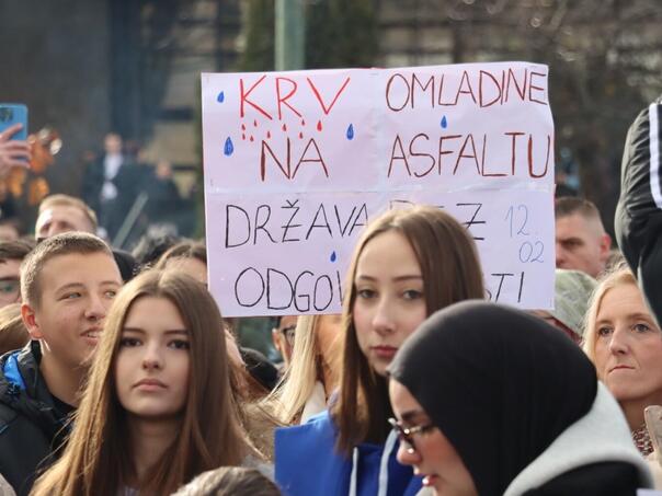 Novi protesti u Sarajevu nastavljaju se danas