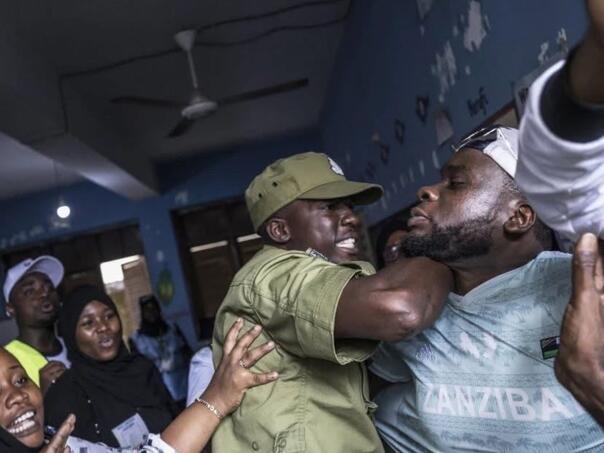 Novi protesti u Tanzaniji: Policija suzavcem i hicevima rastjerivala demonstrante