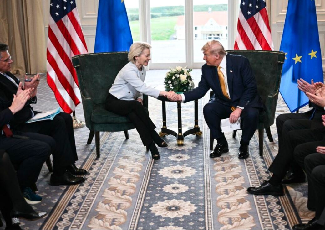 Novi ustupak Trumpu: Evropa skida birokratiju da spasi odnose s Washingtonom