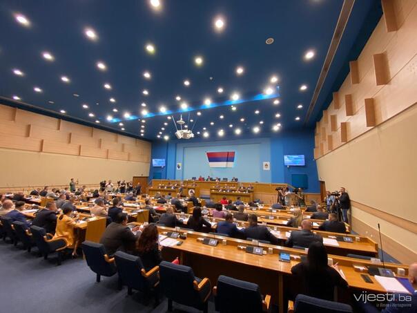 NSRS odobrila 68,5 miliona KM za rast plata u javnom sektoru