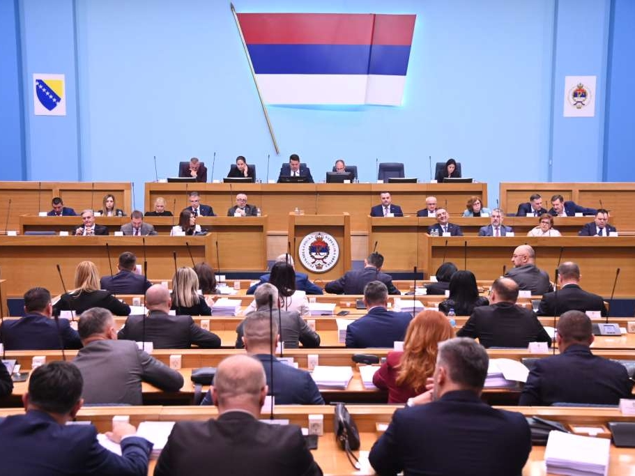NSRS sutra o dokumentu kojim Ustavni sud RS osporava ovlaštenja visokog predstavnika