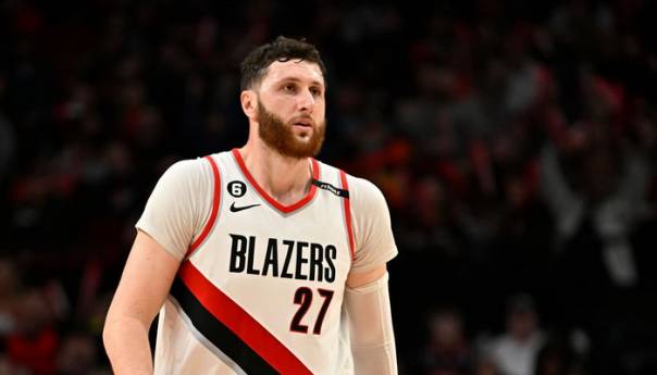 Nurkić se vraća u formu, ostvario double-double protiv Clippersa