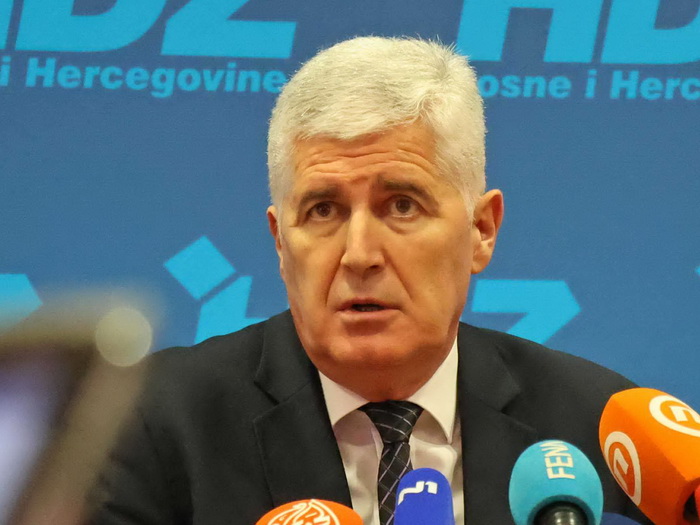 O neuspjehu Plana reformi oglasio se i Dragan Čović