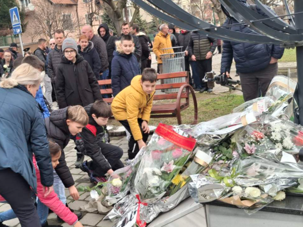 Obilježen Dan ubijene djece Gradačca: Da se ne zaborave...
