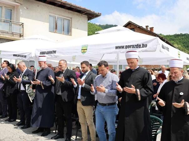 Obilježena 34. godišnjica zločina u goraždanskom naselju Lozje