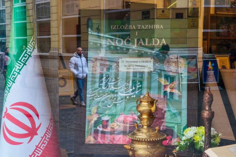 Obilježena najduža noć u godini - Noć jalda, spoj poezije Hafiza i umjetnosti tazhiba