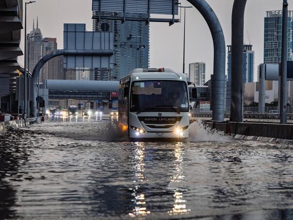 Obilne kiše pogodile Emirate, Dubai pod vodom