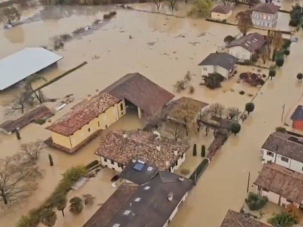 Obilne padavine napravile haos u Italiji: Klizišta, ruševine, nestali...