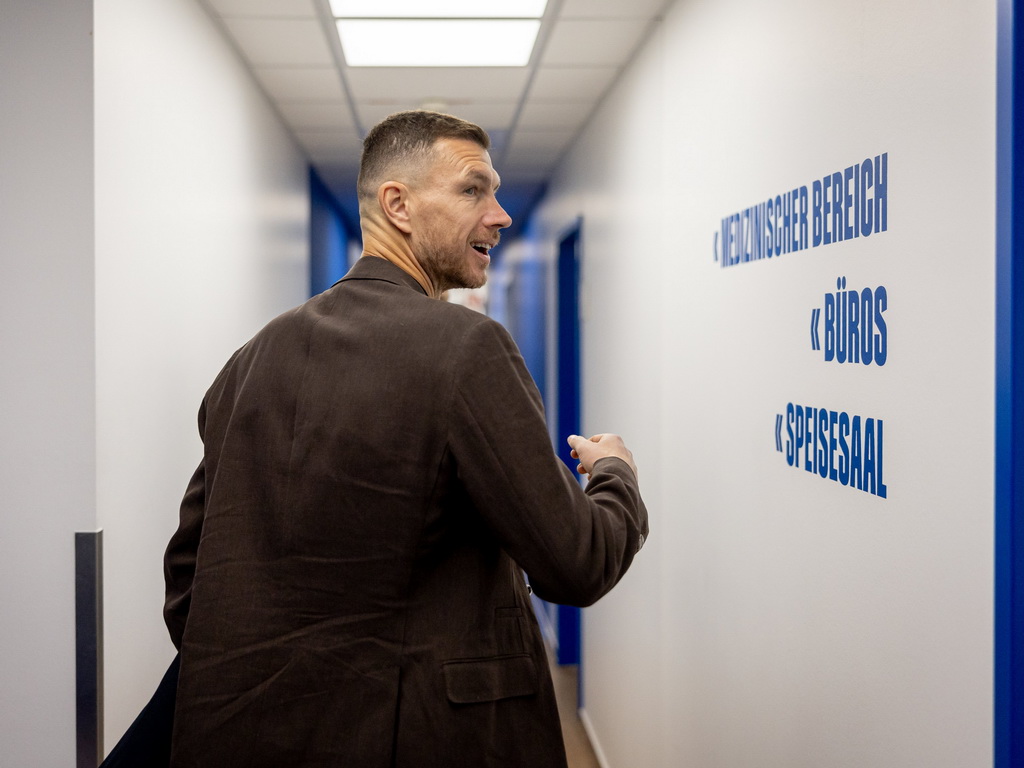 Objavljen video: Pogledajte prvi dan Edina Džeke u Schalkeu