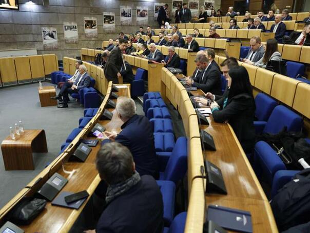 HDZ-ov ministar predložio izmjene Krivičnog zakona kojim se ušutkuju mediji!