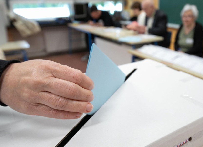 Objavljeni podaci o izlaznosti u Ambasadi BiH u Beogradu do 15 sati