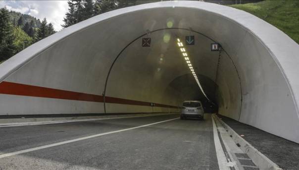 Obustava saobraćaja kroz tunel Vranduk