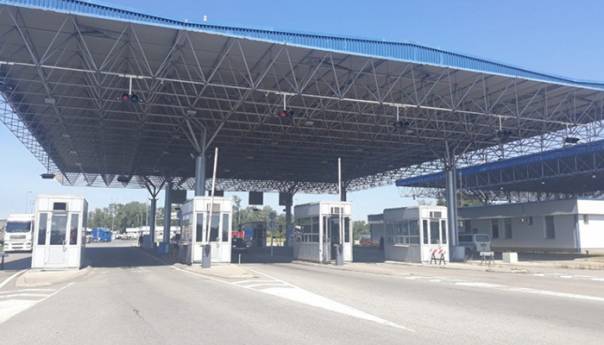 Od danas za ulazak u Srbiju više nisu potrebni test i samoizolacija