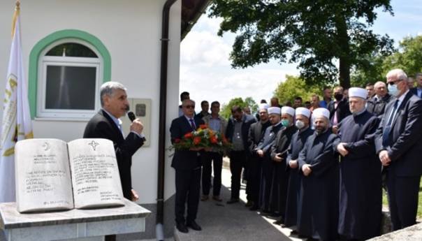 Održana manifestacija prisjećanja na stradanje Bošnjaka iz općine Travnik