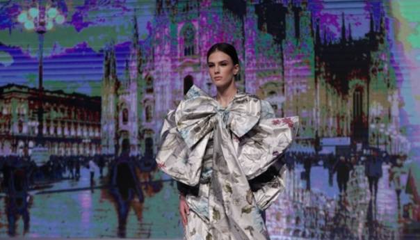 Održana modna revija 'The Story About Us' čije kreacije su osmislili migranti