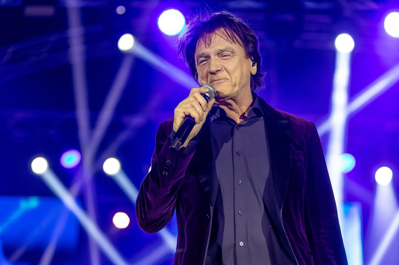 Ogroman interes: Zdravko Čolić zakazao i treći koncert u Zetri