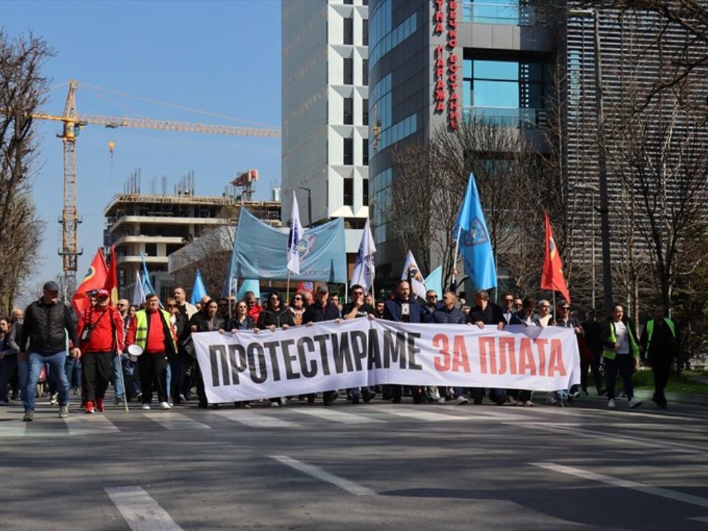 Oko 12.000 Makedonaca protestovalo tražeći veće plate