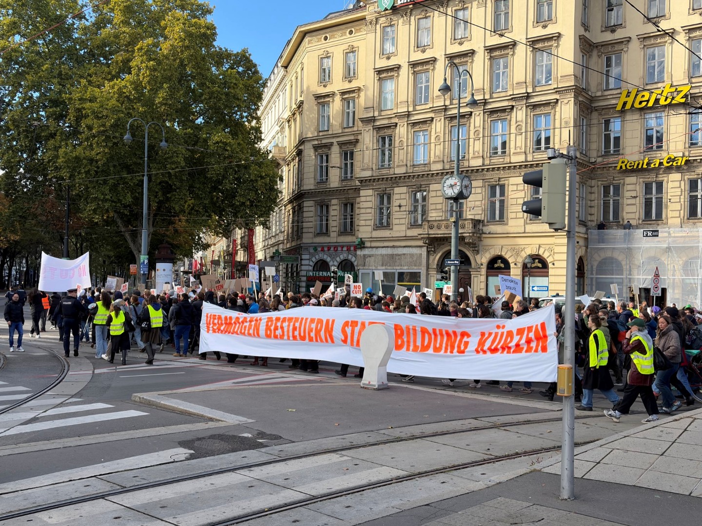 Oko 50.000 ljudi na ulicama Beča: Univerziteti traže dodatne dvije milijarde eura
