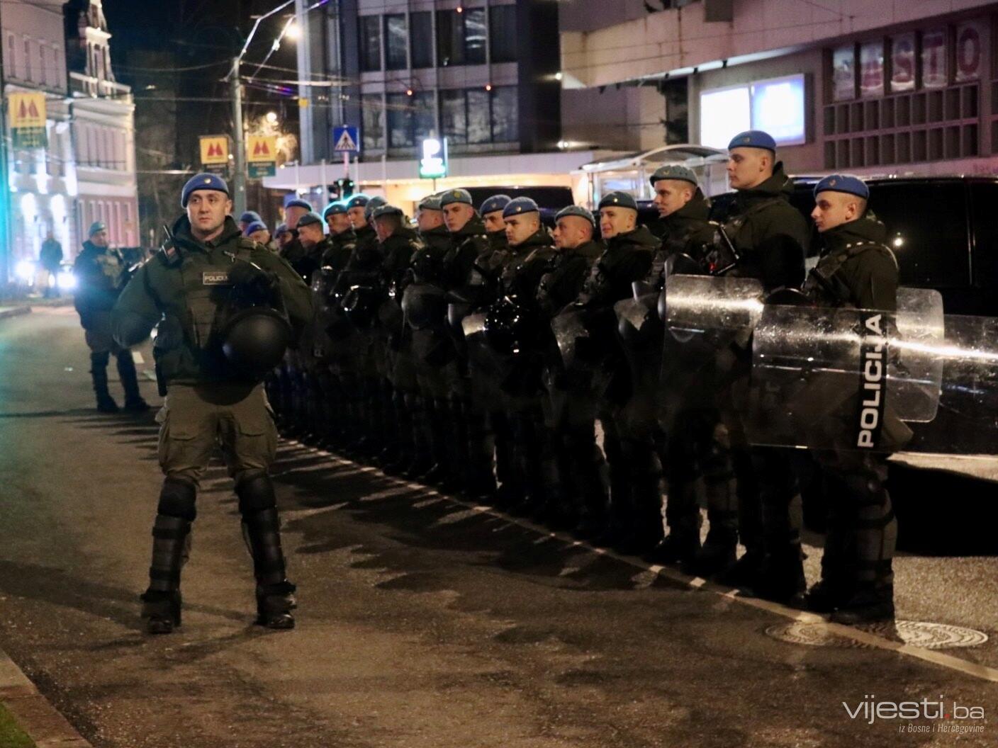 Okončan protest, sutra novi: Evo, šta se dešavalo danas!