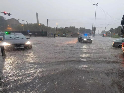 Oluja Adam pogodila Španiju, žena poginula kod Barcelone