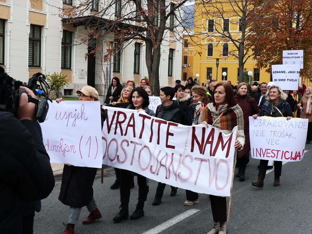 Ombudsmeni o štrajku u HNK: Odmah otvoriti škole-nastaviti pregovore!