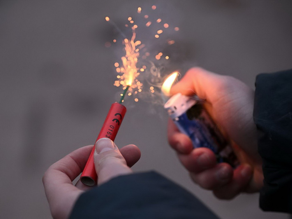 Opasna upotreba pirotehničkih sredstava, proteklih dana lakše povrijeđeno maloljetno lice