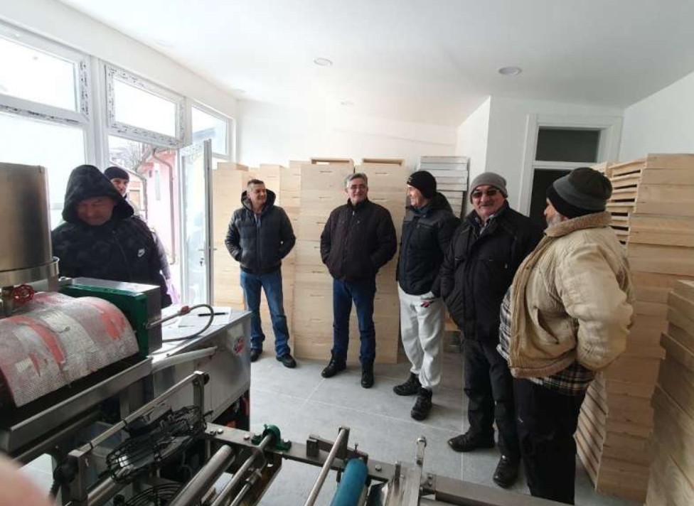 Općina Drvar nastavlja s podrškom lokalnim pčelarima