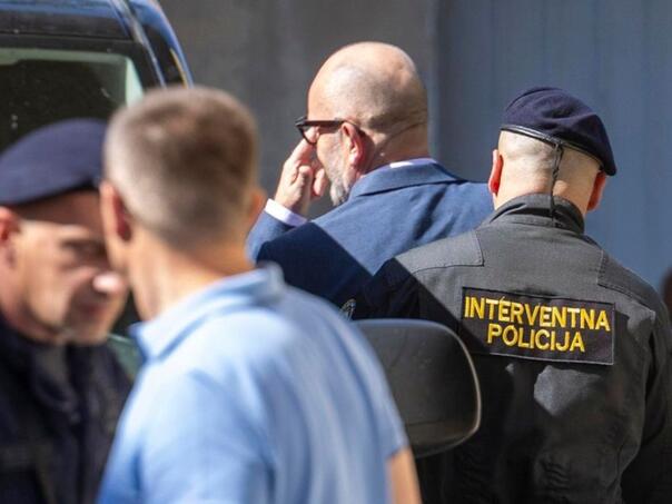 Optužen bivši direktor Hrvatskih cesta i još četvero: Mito plaćali radovima, večerama i hotelima