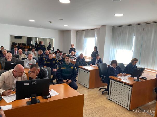 Optužnica protiv osmorice zbog prostituiranja maloljetnica