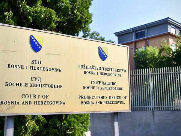 Optužnica protiv tri osobe zbog krijumčarenja više stotina ilegalnih migranata