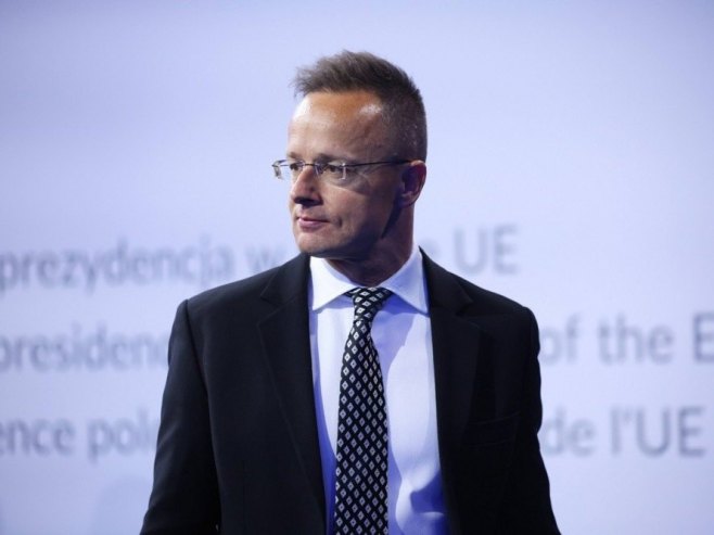 Orbanov šef diplomatije: Stabilnost BiH nemoguća bez Dodika