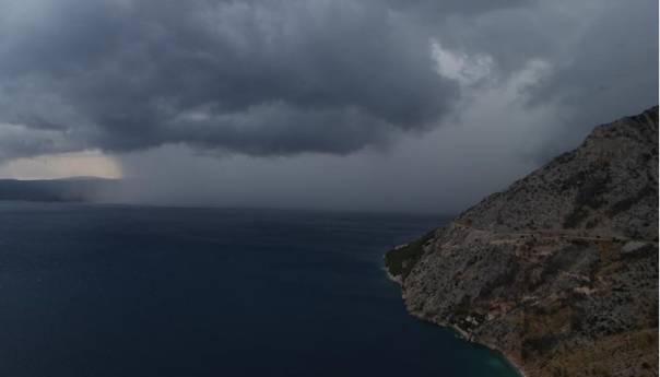 Orkanska bura zahvatila sjever Јadrana