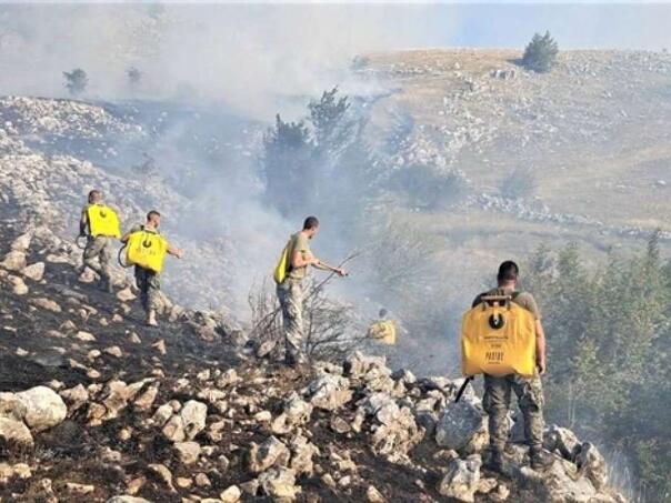 Oružane snage BiH gase požare kod Cazina i Nevesinja