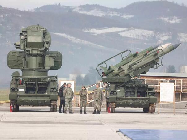 OS BiH nabavljaju helikoptere, nova vozila, municiju...