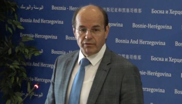 Osmanović: Od ministrice Gudeljević ovisi isporuka vakcina
