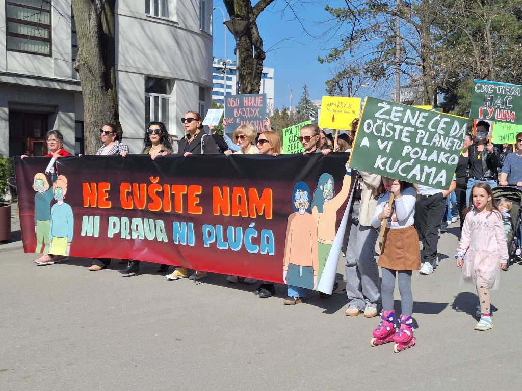 Osmomartovski marš u Banjoj Luci: Pravo na čist vazduh nije privilegija