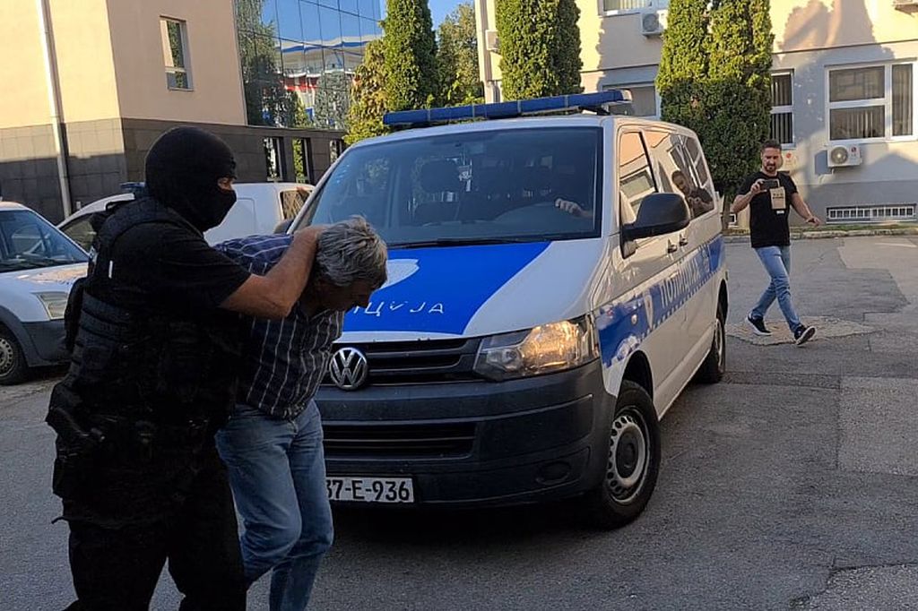 Osumnjičeni za dvostruko ubistvo u Bosanskom Šamcu predat tužilaštvu