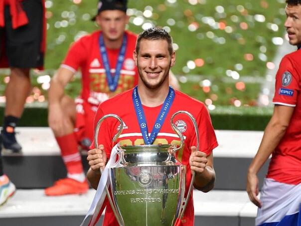Osvojio 14 trofeja sa Bayernom, a sada u 30. godini završava karijeru