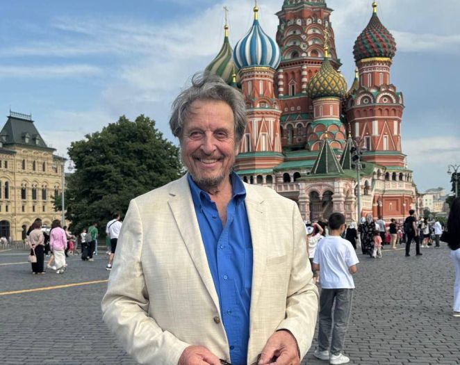 Otac Elona Muska tvrdi: Jeffrey Epstein je živ, nema šanse da je mrtav