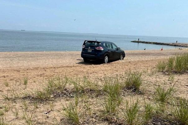 Otac na plaži u Americi pokušao utopiti vlastitu djecu