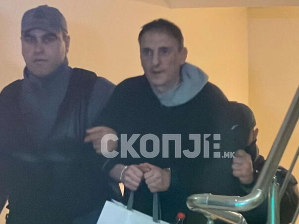 Otac ubijene Vanje (14) doveden u sud: Sa kesom i lisicama na rukama