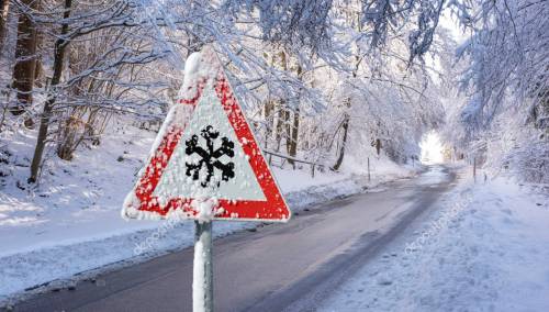 Otežan saobraćaj u centralnim i zapadnim dijelovima BiH zbog snijega