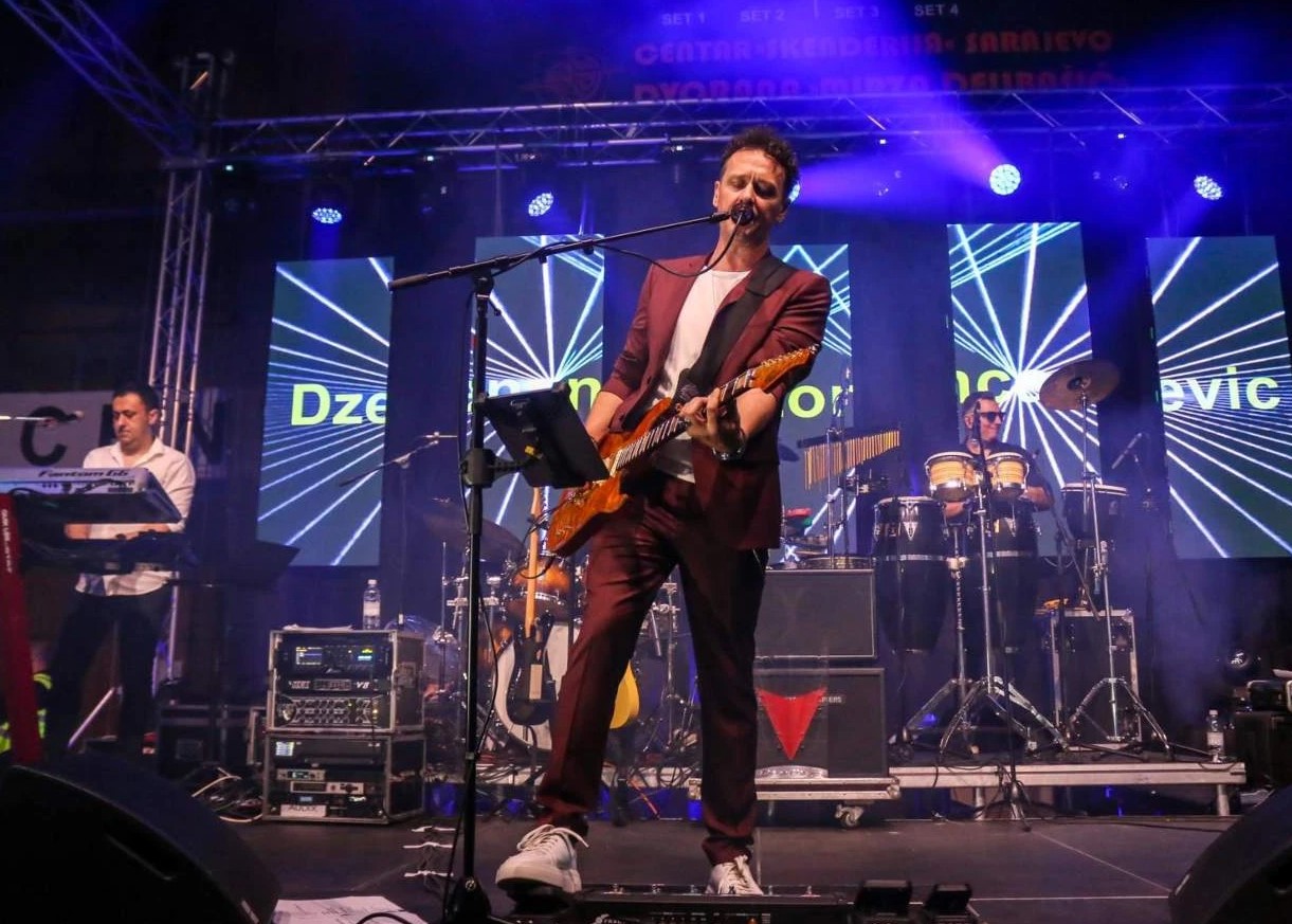 Otkazan koncert Dženana Lončarevića u Mostaru